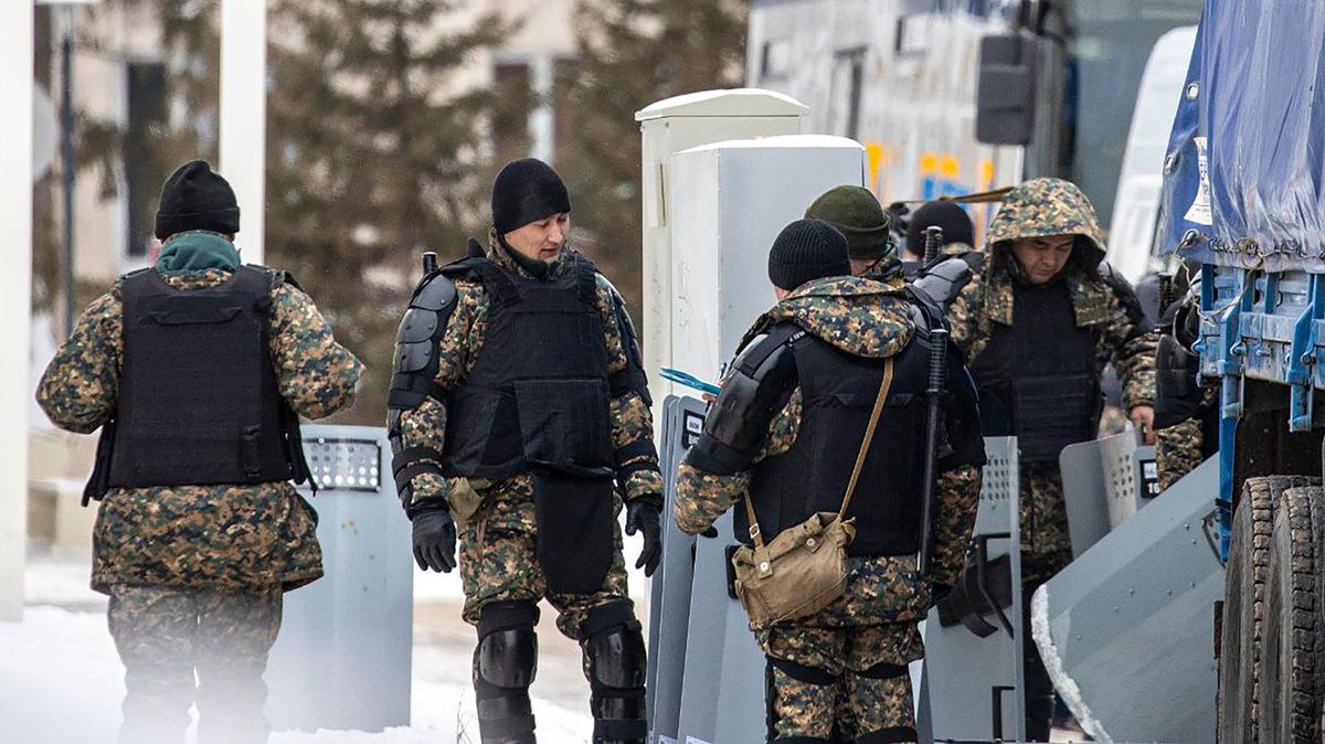 V Almaty se stále ozývá střelba. Bezpečnostní složky už zadržely přes 4300 lidí